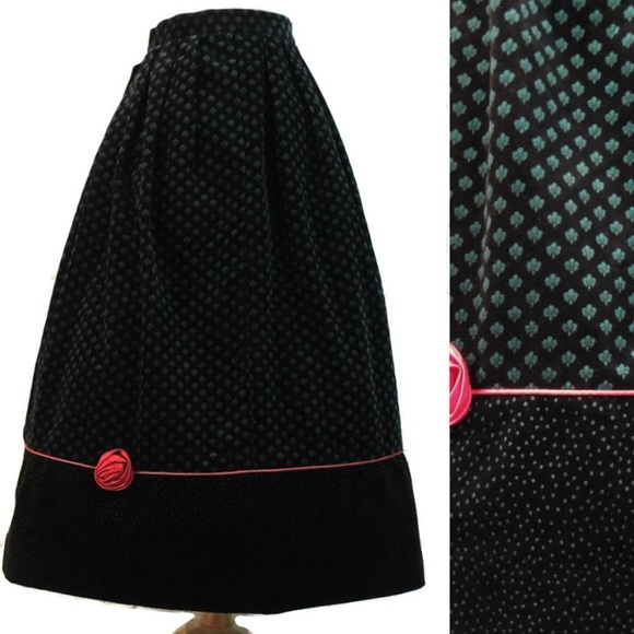 Vintage Susan Bristol 100%Cotton Velvet Fit n Flare Party Red Rosette - Picture 1 of 6